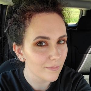 Meet your Posher, Jenny